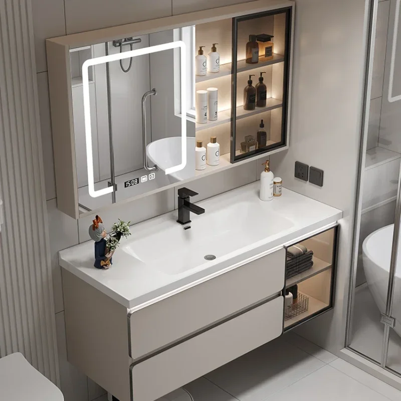 Mobili da Bagno e Soggiorno: A - Luxury Skincare Items recensione e prezzo