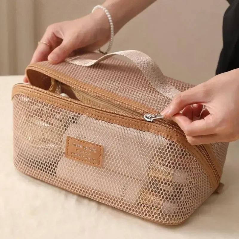 Borsa da Viaggio in Rete di Lu - Luxury Skincare Items recensione e prezzo